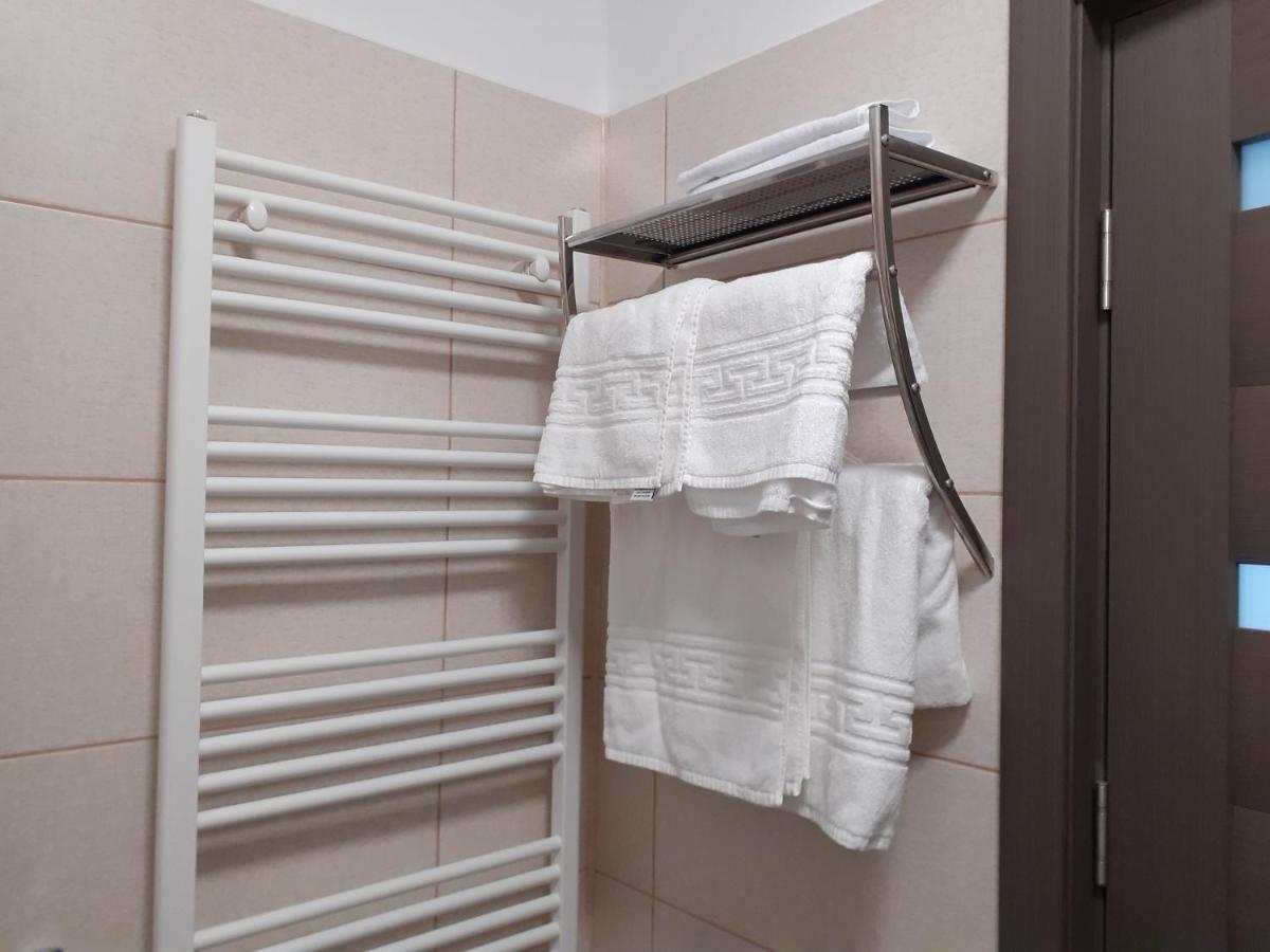 Sara Apartman Livezeni  Exteriér fotografie